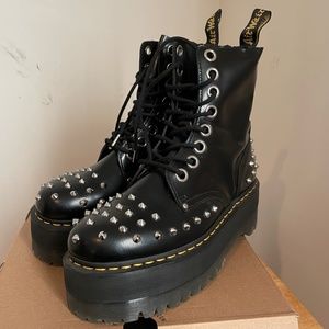 Dr. Martens RARE Jadon Max Stud Boots Black Buttero UK9 W11